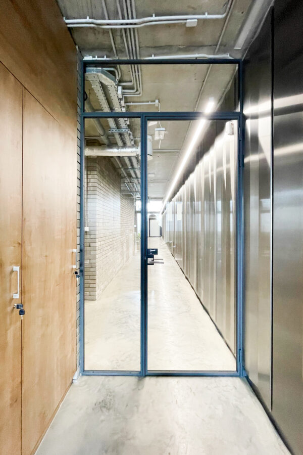 Drzwi loftowe stalowe LumoSteel1